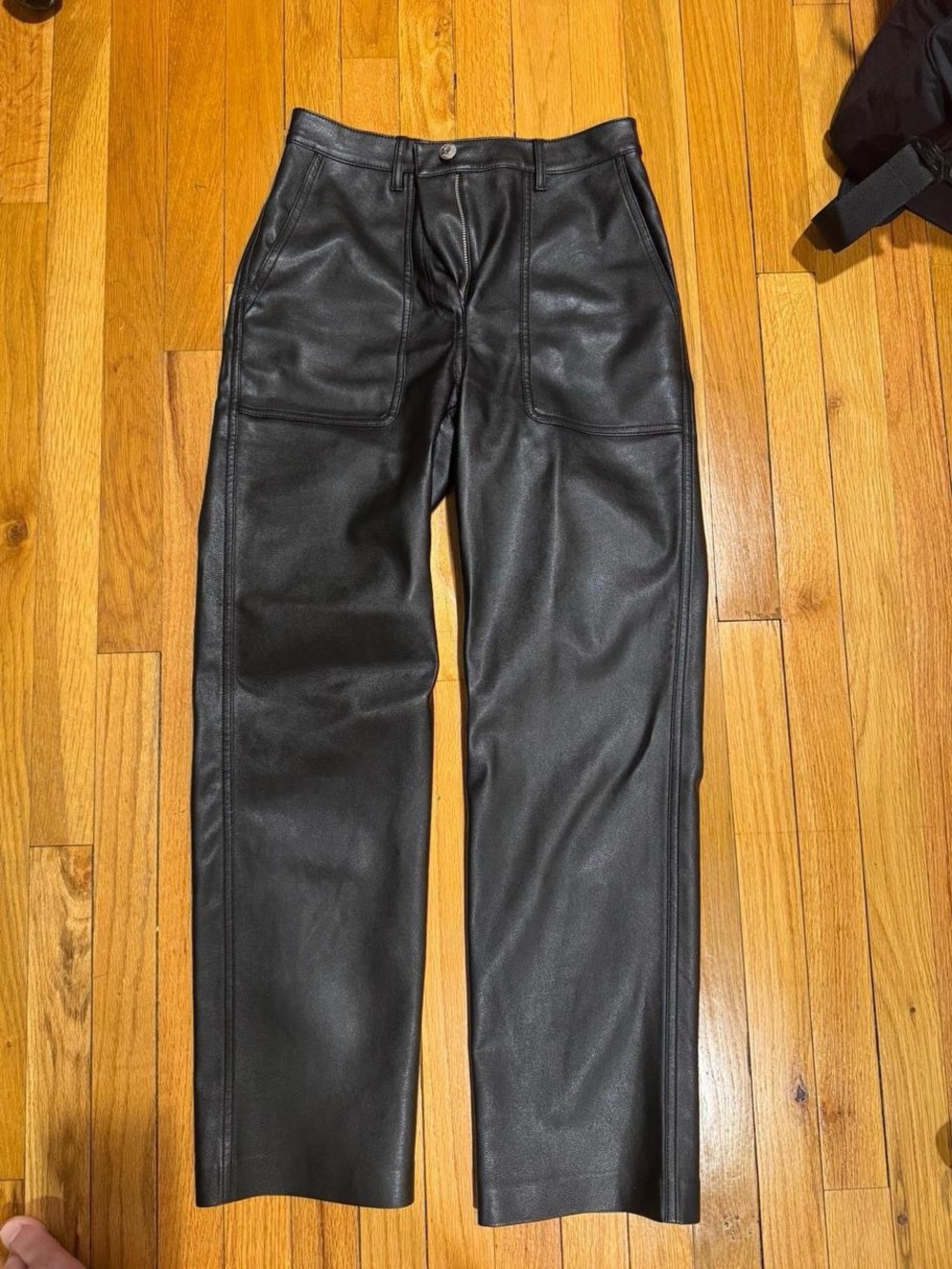 Aritzia Wilfred Faux Leather Straight-Leg Pants